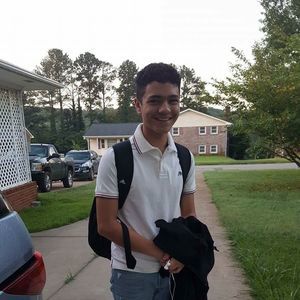 Meet your Posher, Josue a.